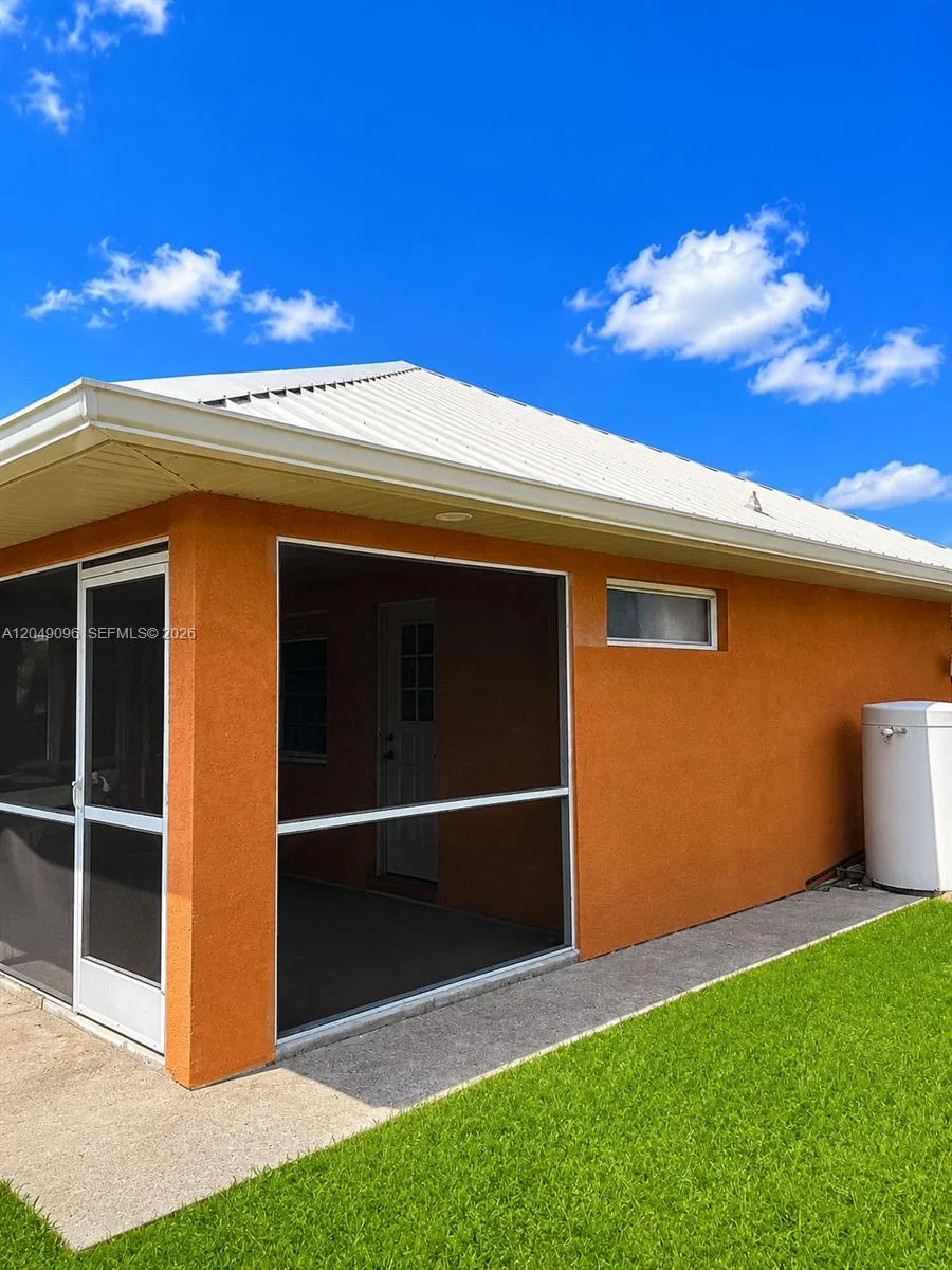 2903 19TH ST SW, Lehigh Acres, FL 33976 photo 12