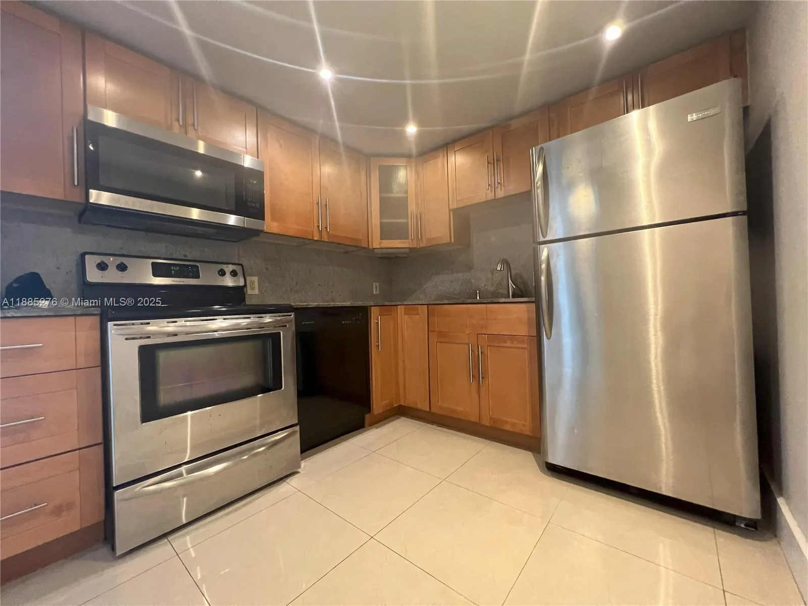 100 Bayview Dr # 2012, Sunny Isles Beach, FL 33160 photo 5