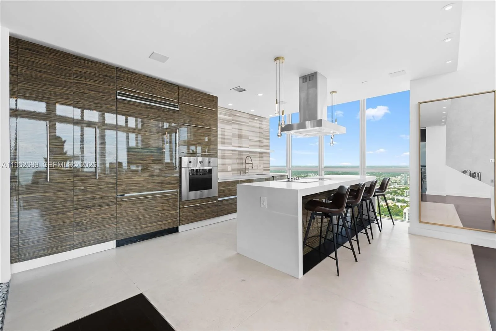 1100 Biscayne Blvd # 5706, Miami, FL 33132 photo 11