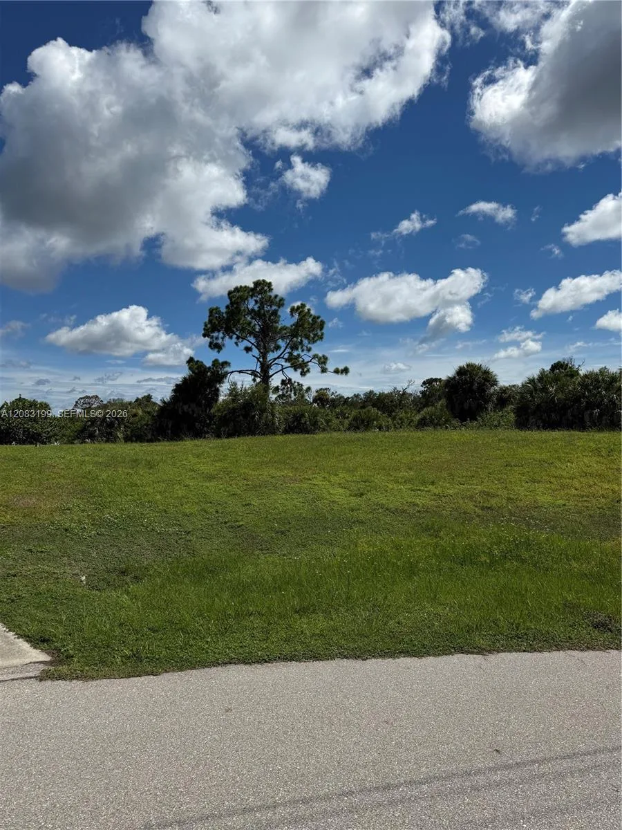 2336 Hale Street, Port Charlotte, FL 33953
