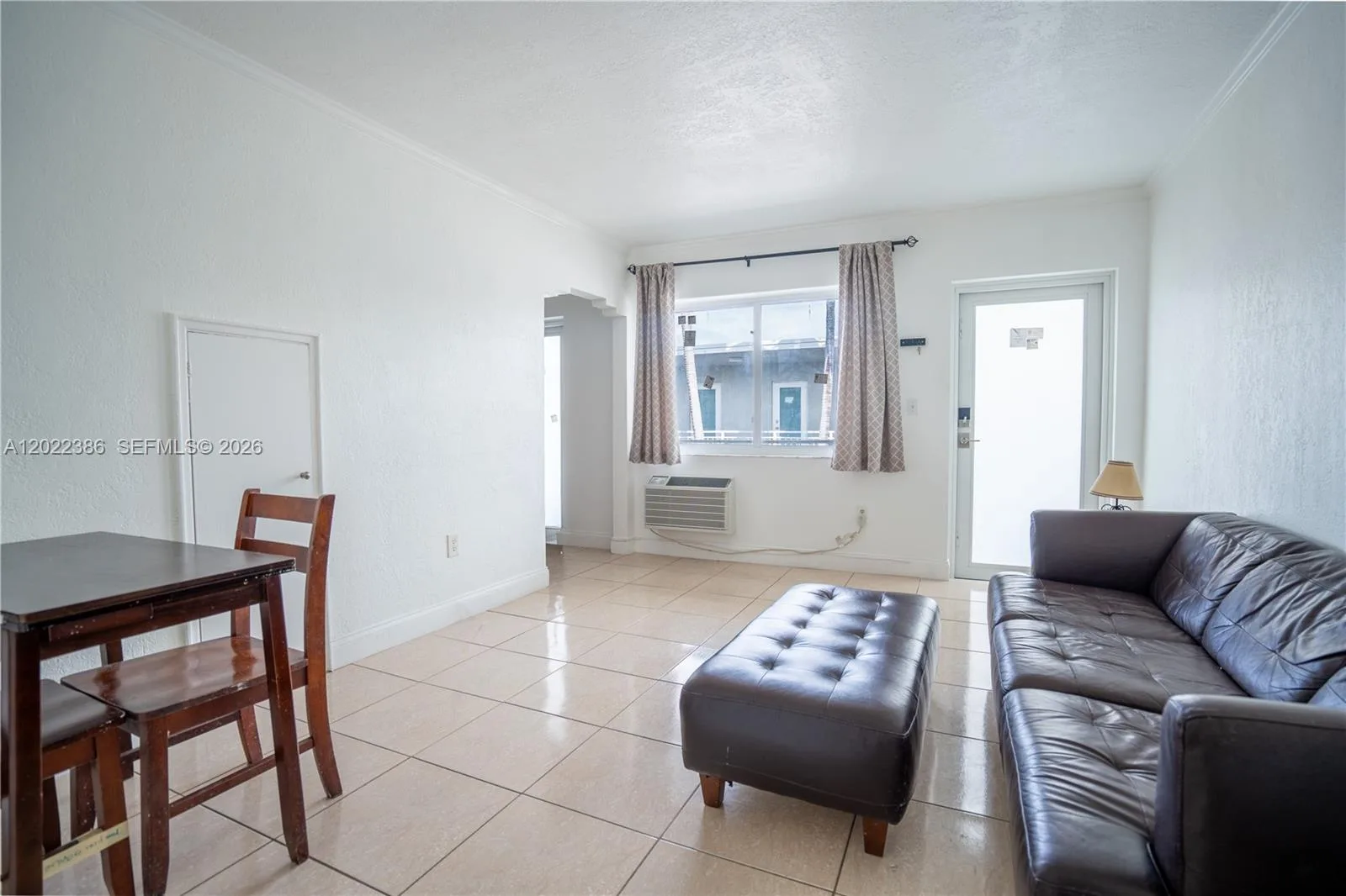 7435 Harding Ave # 204, Miami Beach, FL 33141