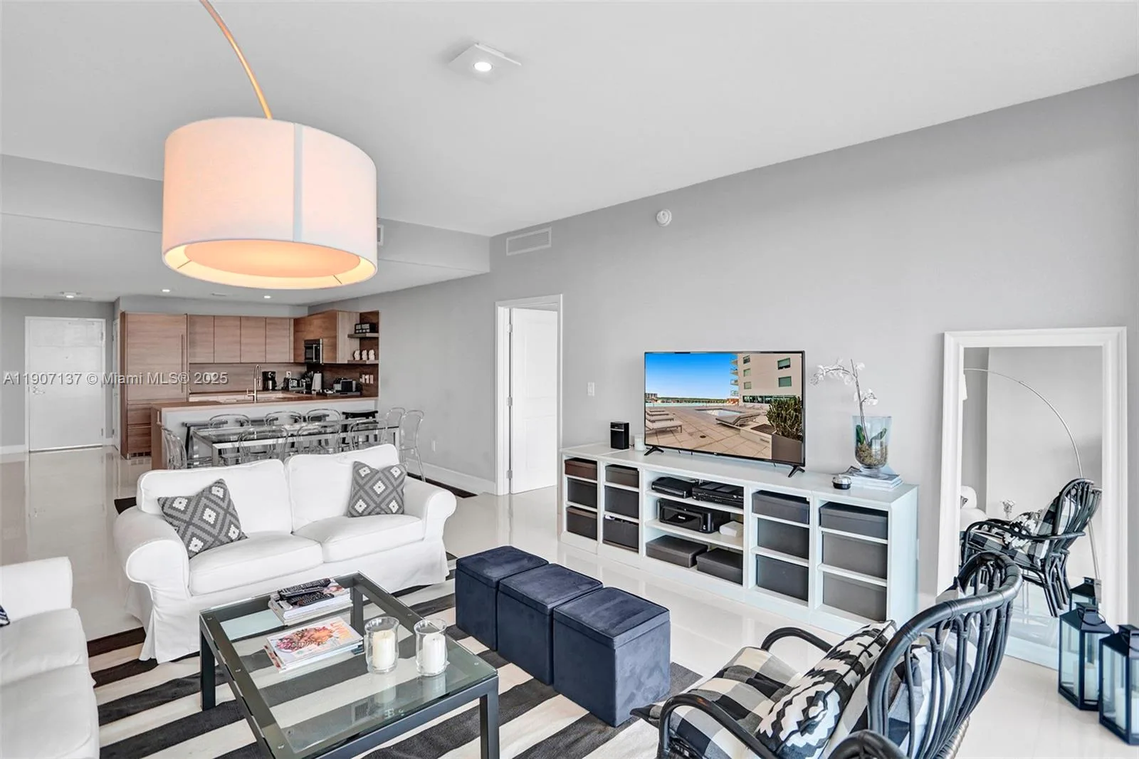 400 Sunny Isles Blvd # 2021, Sunny Isles Beach, FL 33160 photo 13