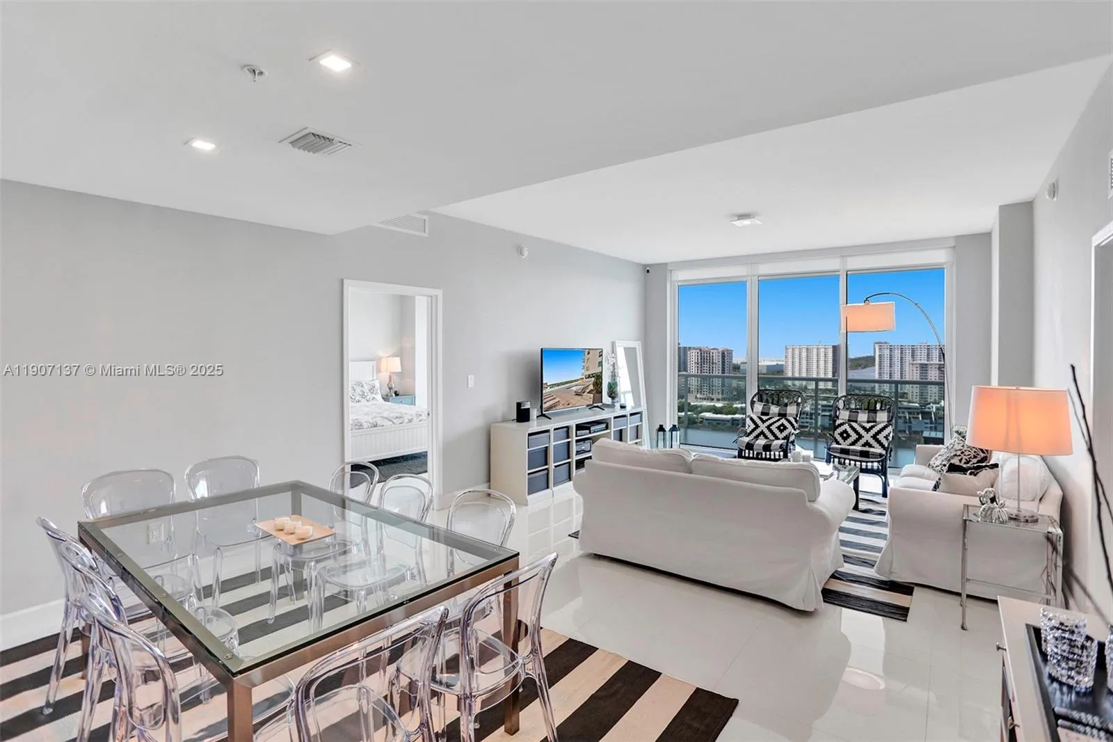 400 Sunny Isles Blvd # 2021, Sunny Isles Beach, FL 33160 photo 6