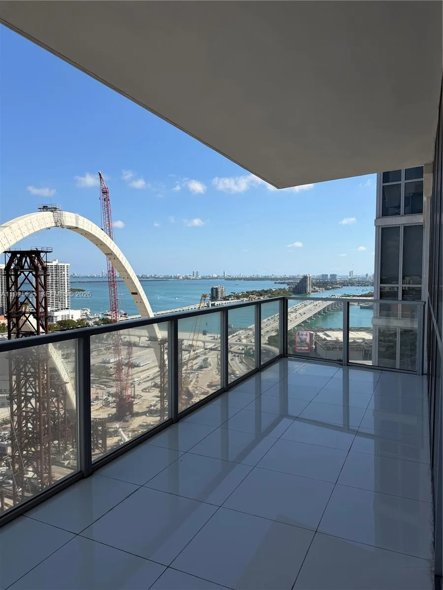 1100 Biscayne Blvd # 2605, Miami, FL 33132
