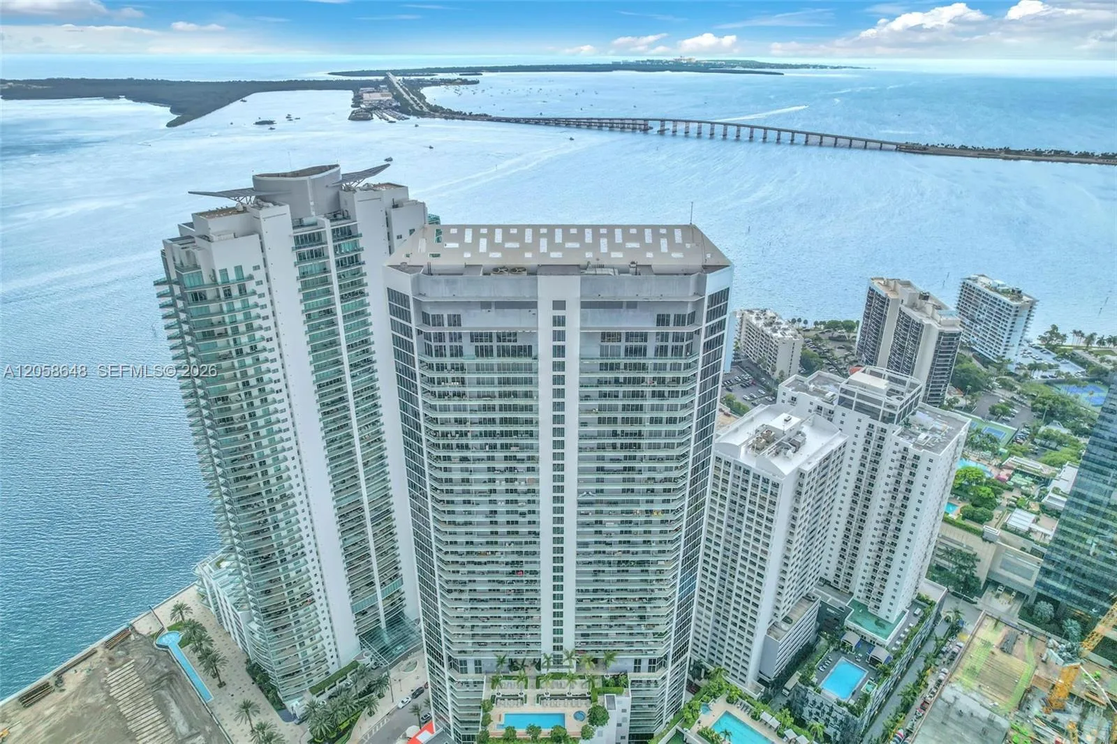 1300 Brickell Bay Dr # 2005, Miami, FL 33131 photo 6
