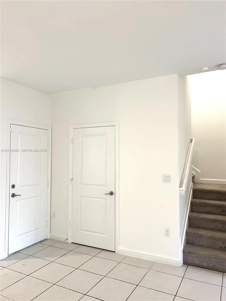 1211 SE 27th Ter, Homestead, FL 33035 photo 6