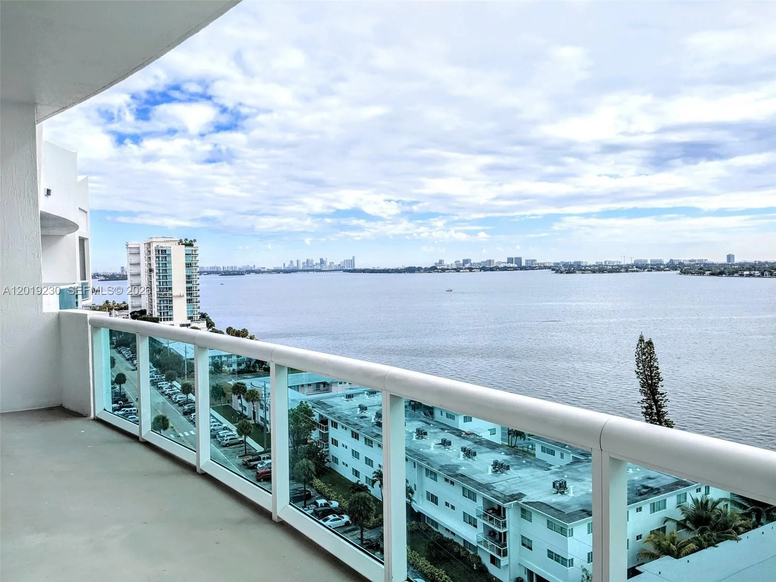 7910 Harbor Island Dr # 504, North Bay Village, FL 33141