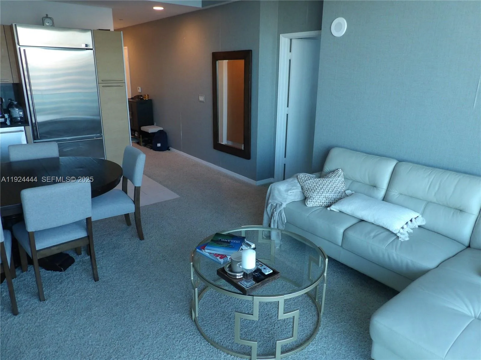 950 Brickell Bay Dr # 4206, Miami, FL 33131
