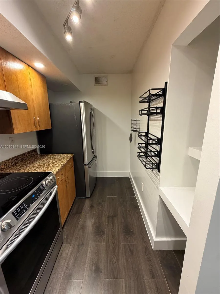 8540 SW 212th St # 303, Cutler Bay, FL 33189 photo 5