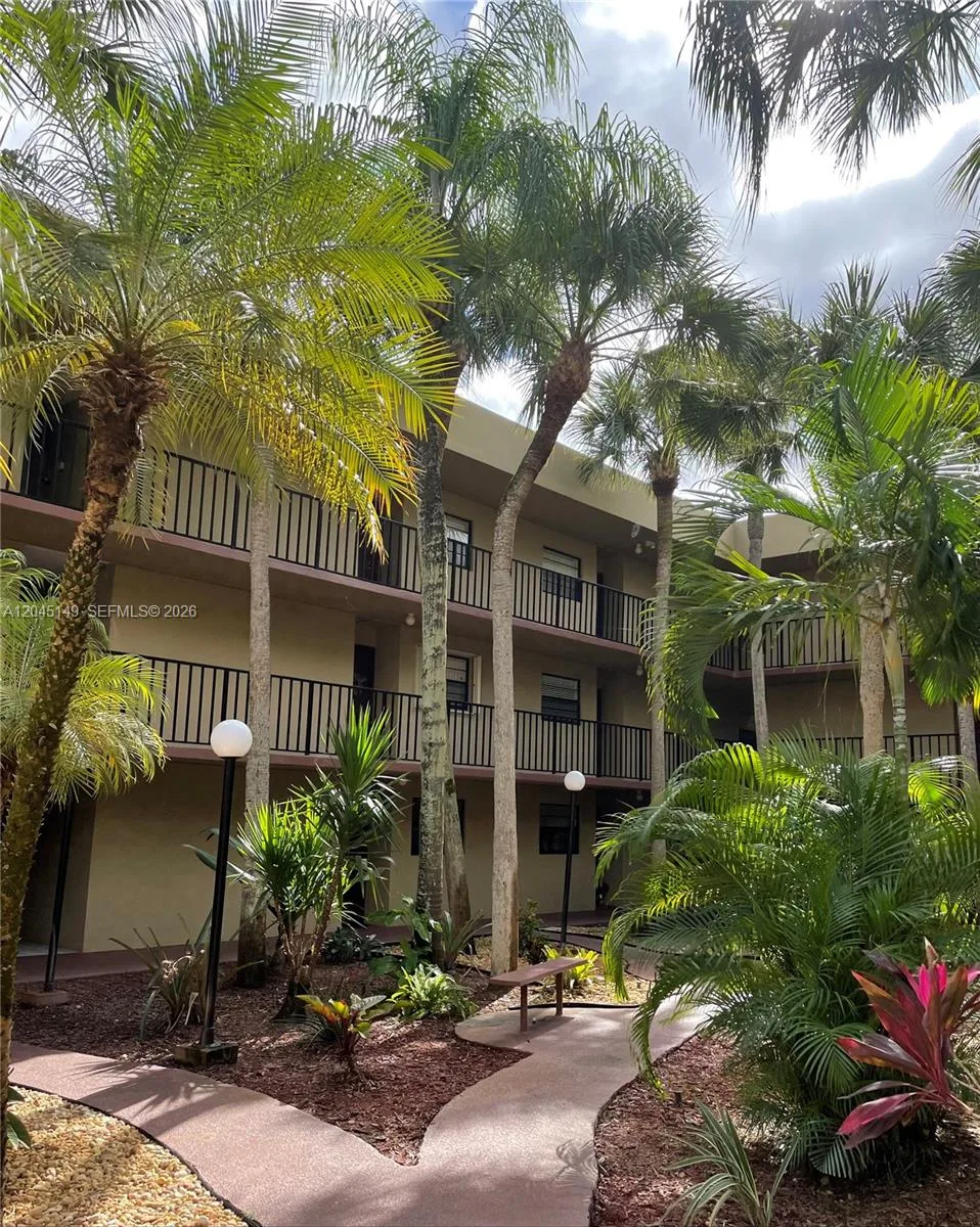 10835 SW 112th Ave # 212, Miami, FL 33176