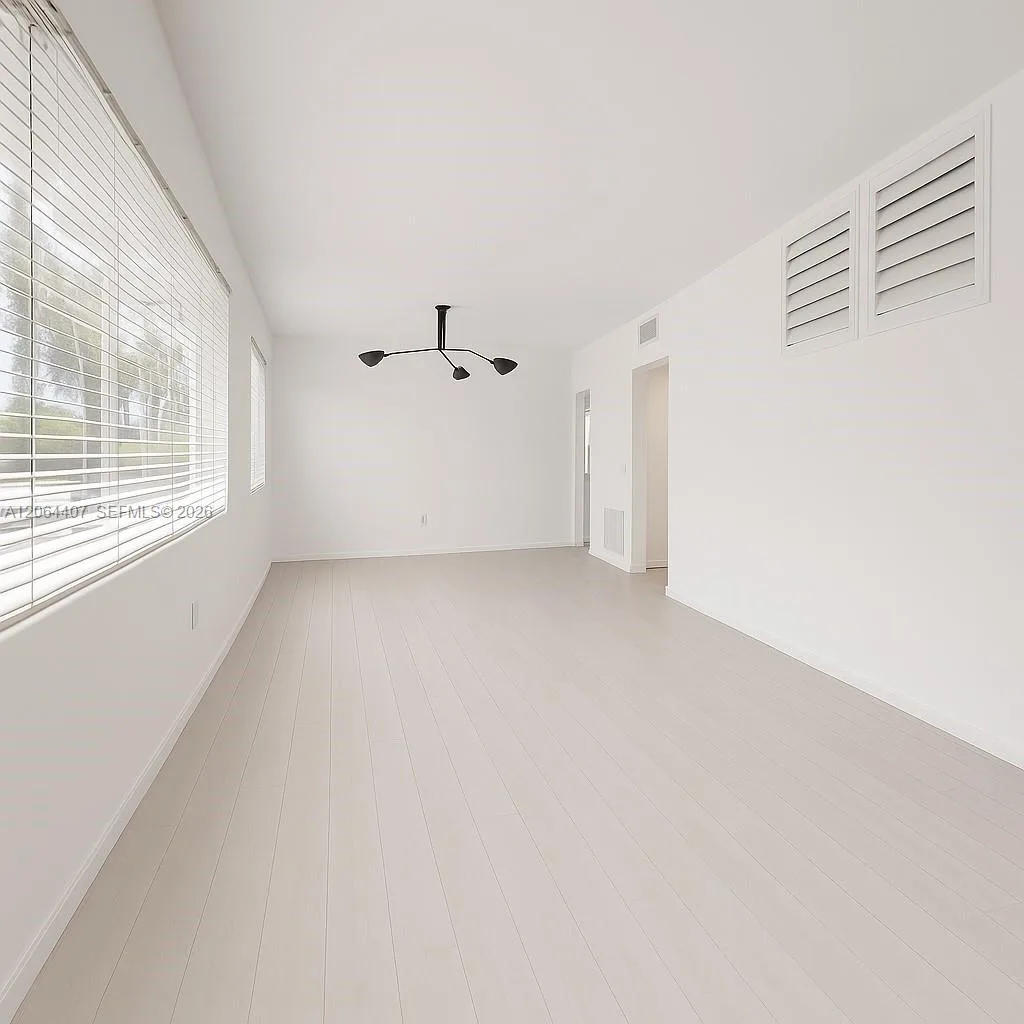 1110 Venetian Way # 2B, Miami, FL 33139 photo 6