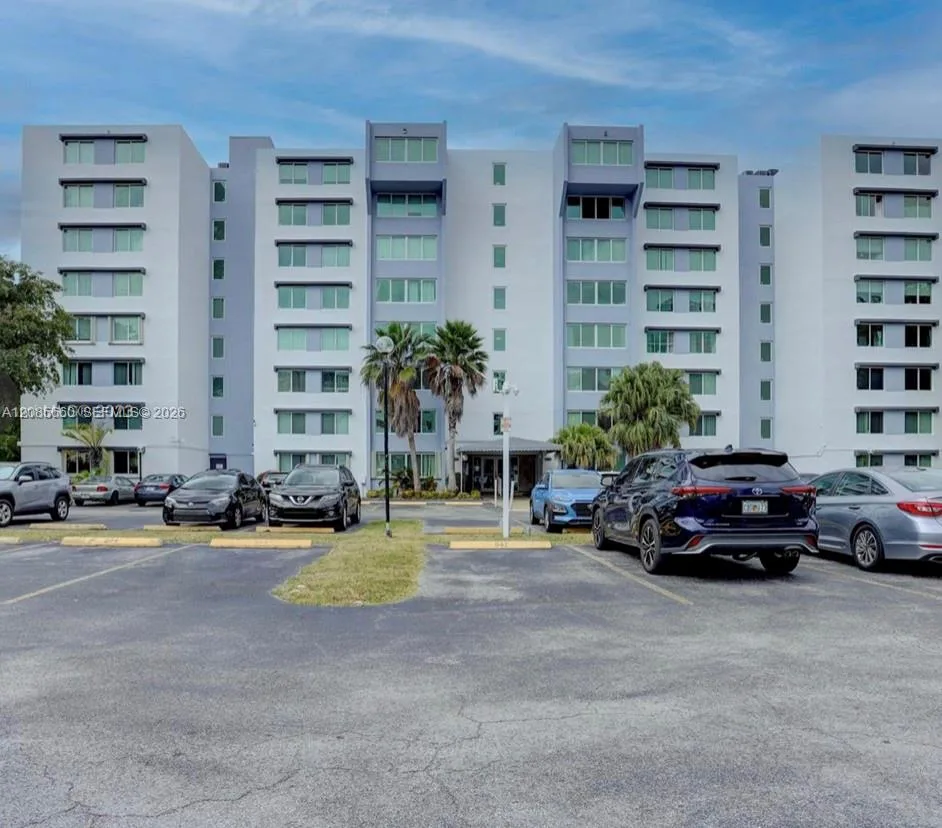 9125 SW 77th Ave # 504, Miami, FL 33156