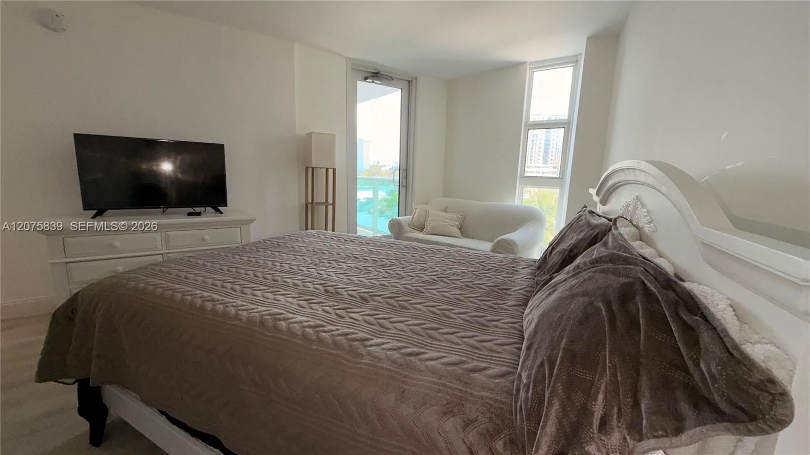 100 Bayview Dr # 431, Sunny Isles Beach, FL 33160 photo 10