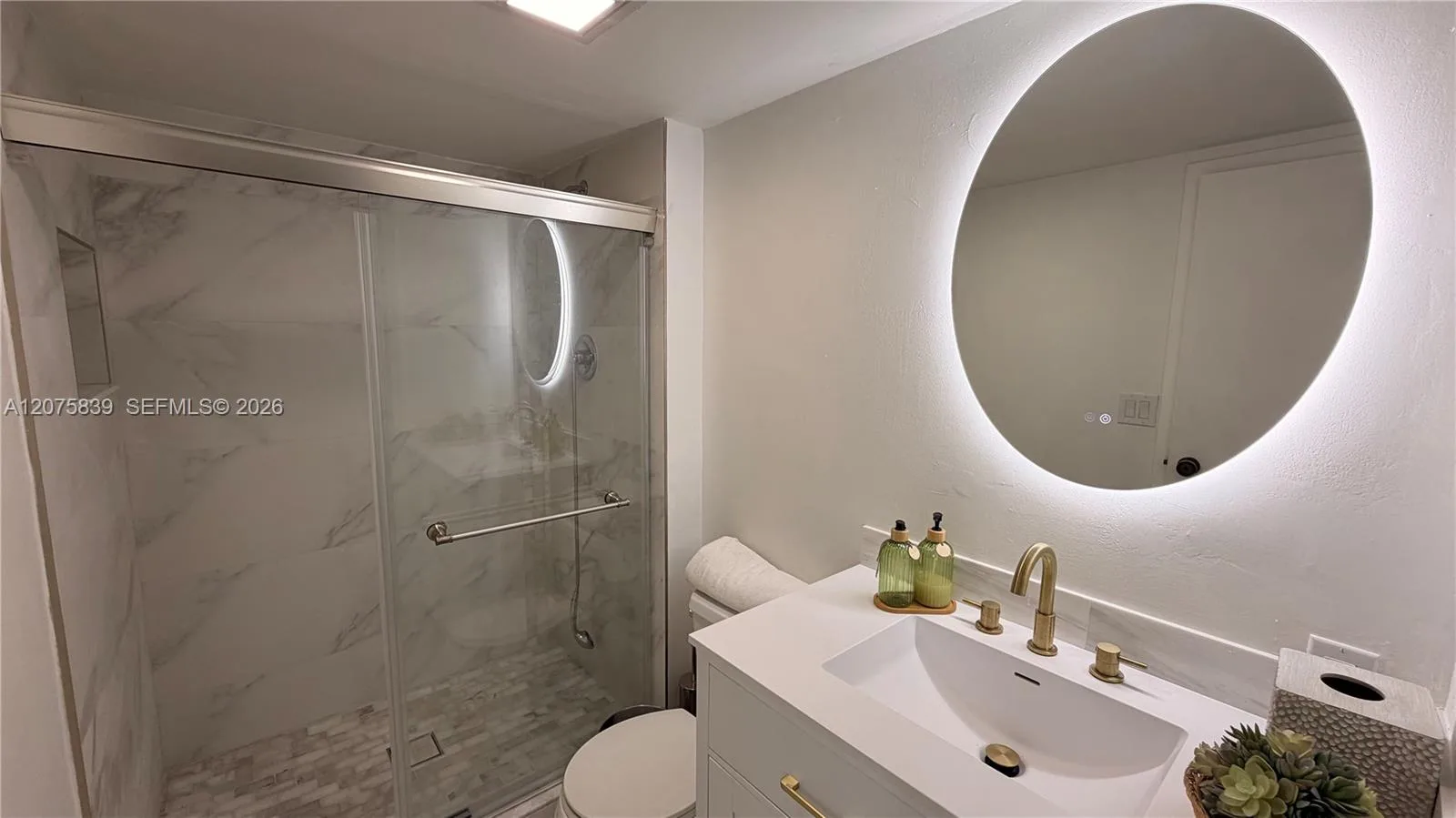 100 Bayview Dr # 431, Sunny Isles Beach, FL 33160 photo 11