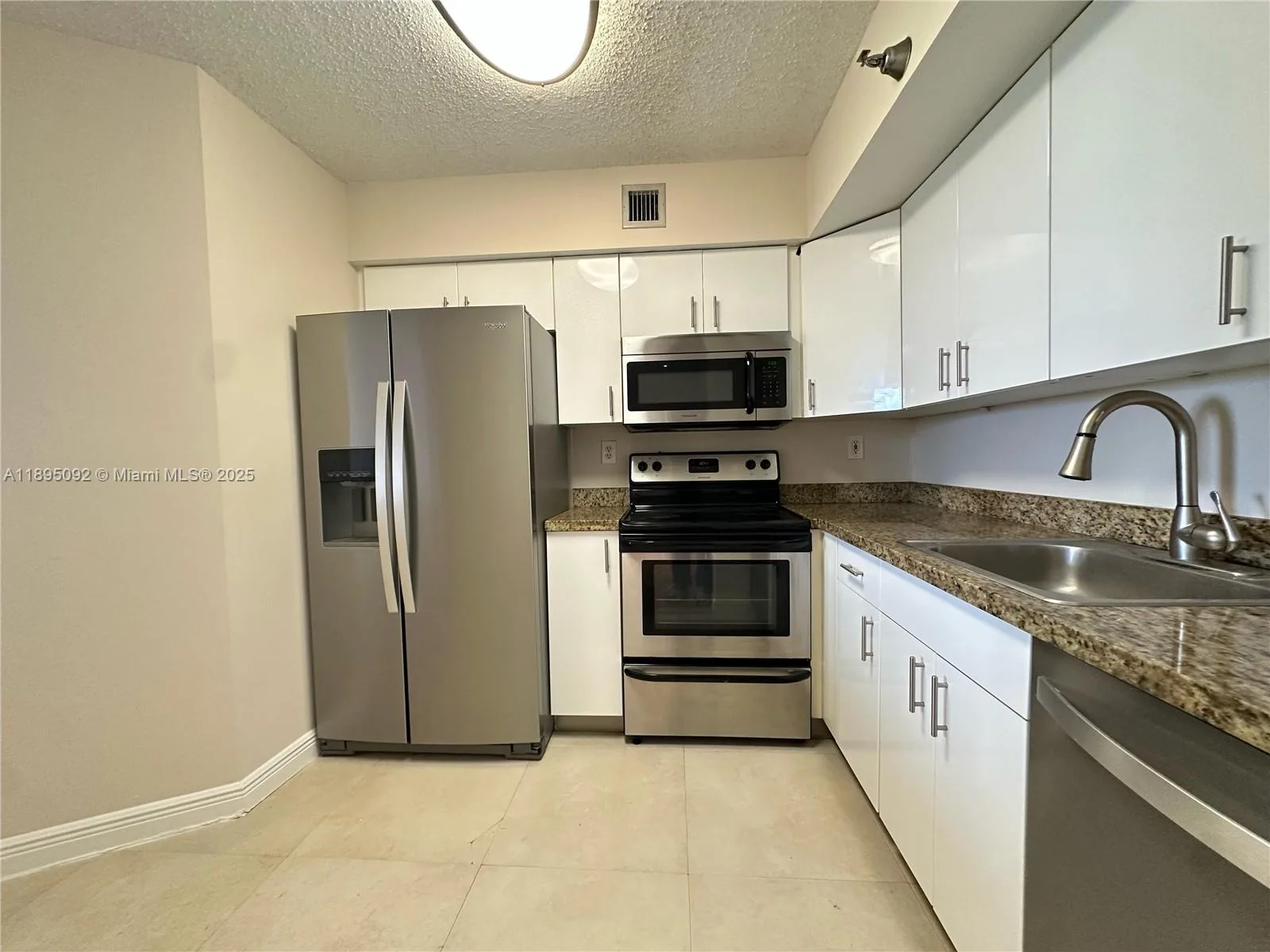 3300 NE 191st St # 709, Aventura, FL 33180