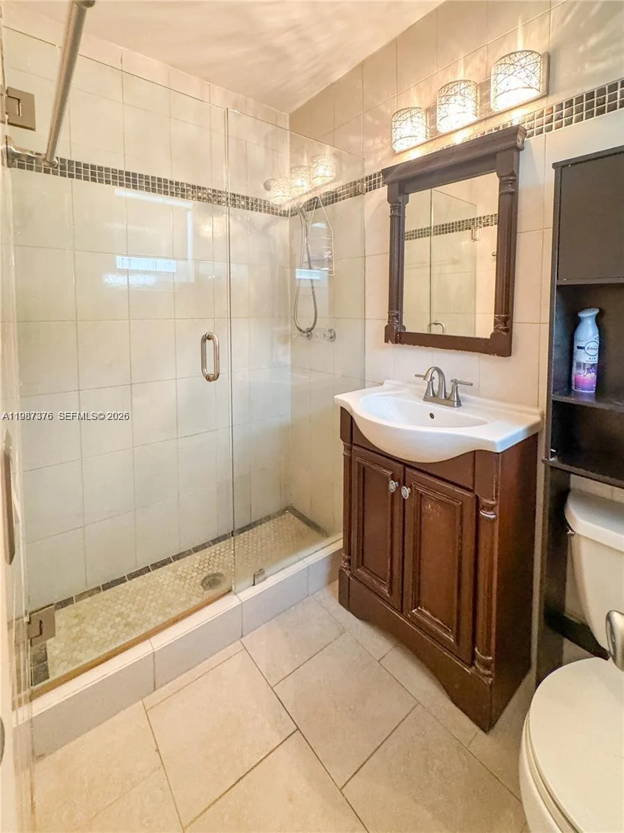 1911 N 44th Ave, Hollywood, FL 33021 photo 10