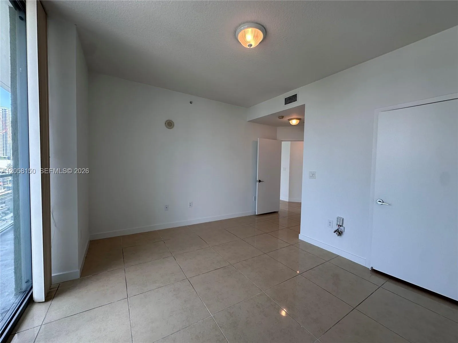 1111 SW 1st Ave # 1525-N, Miami, FL 33130 photo 12