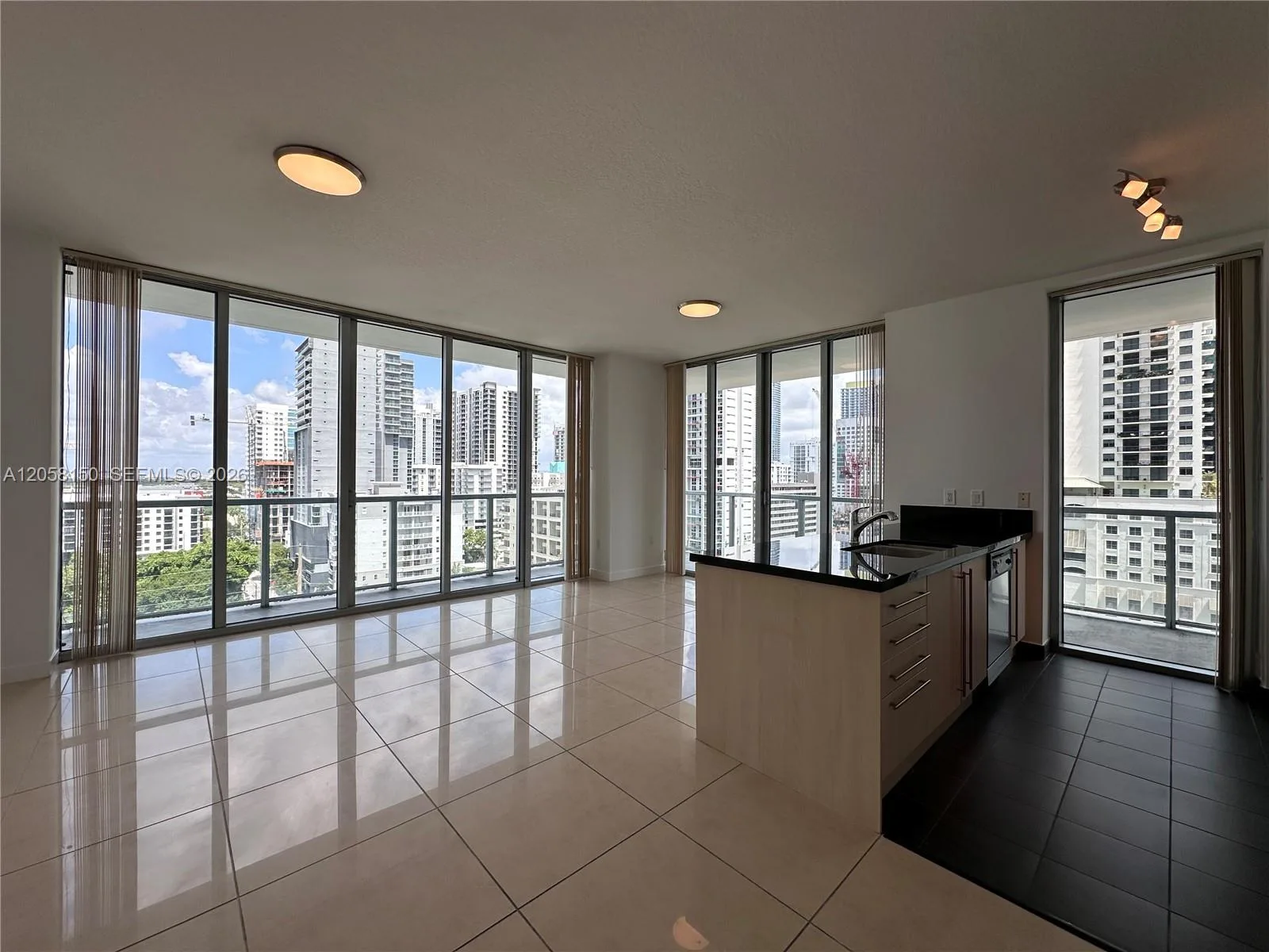 1111 SW 1st Ave # 1525-N, Miami, FL 33130 photo 5
