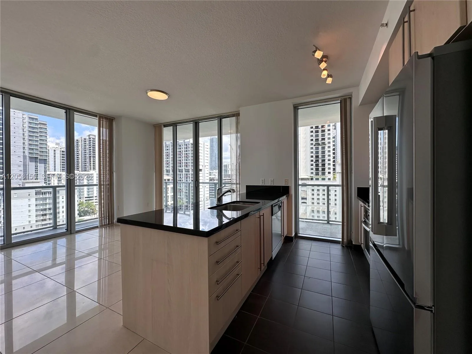 1111 SW 1st Ave # 1525-N, Miami, FL 33130 photo 8