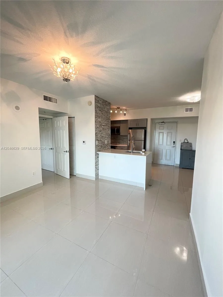 1723 SW 2nd Ave # 801, Miami, FL 33129 photo 5