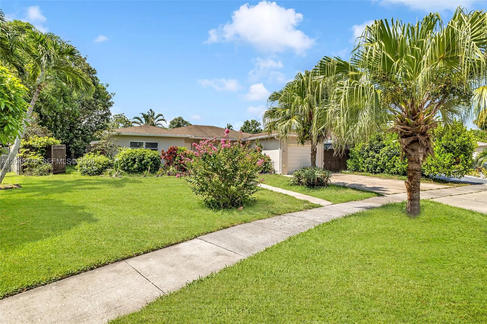 5045 SW 10th St, Margate, FL 33068 photo 3