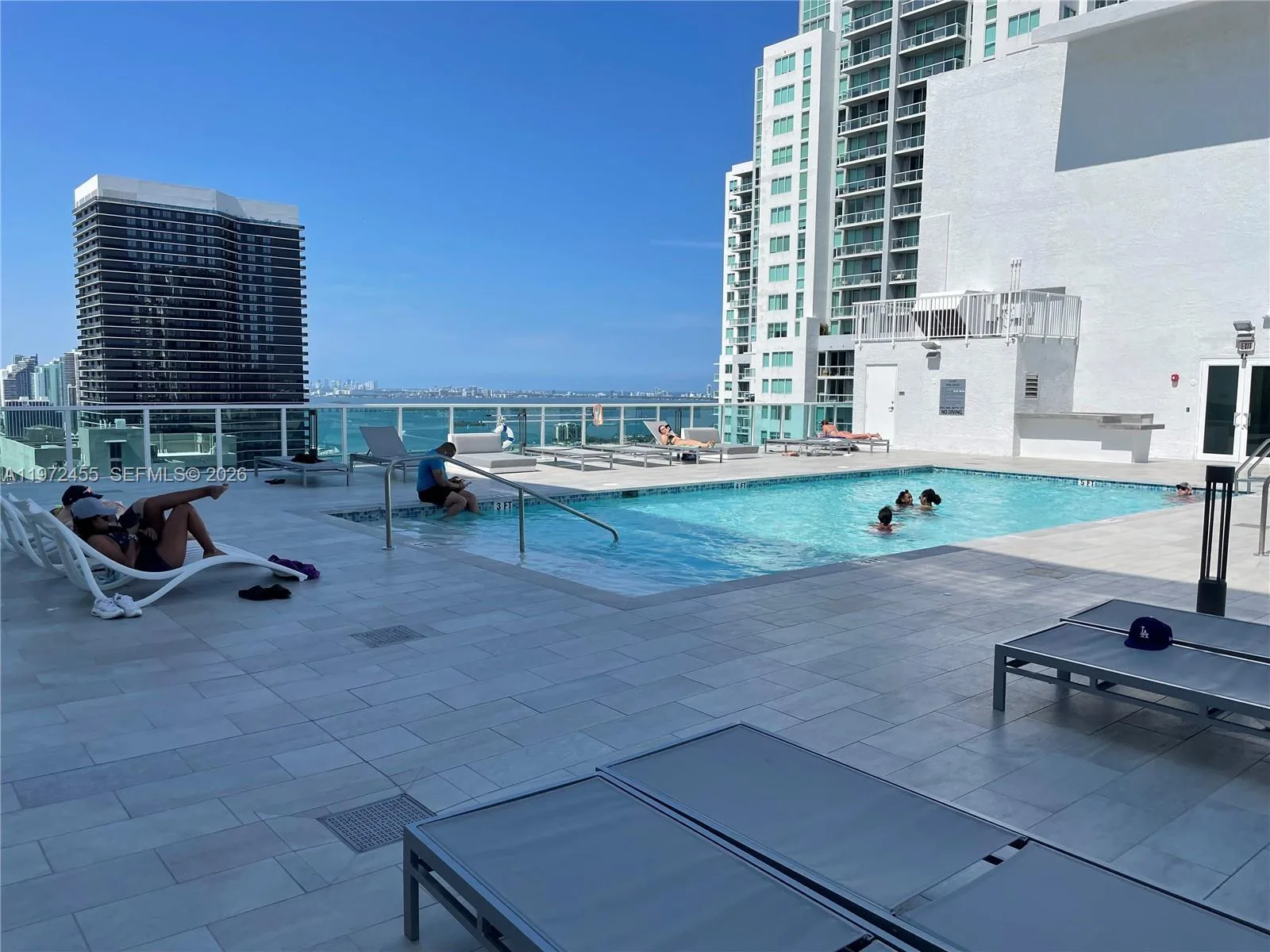 133 NE 2nd Ave # 1007, Miami, FL 33132