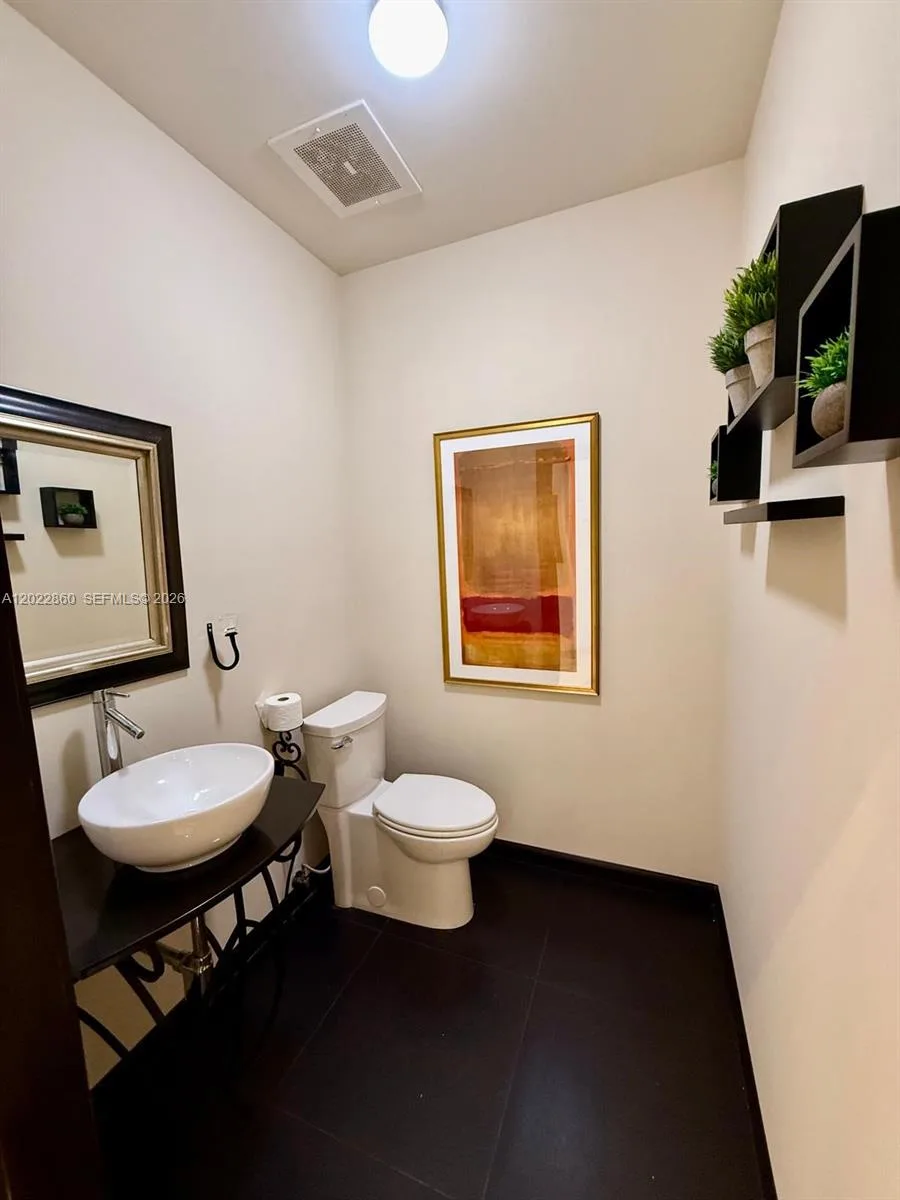19501 W Country Club Dr # TS-03, Aventura, FL 33180 photo 9