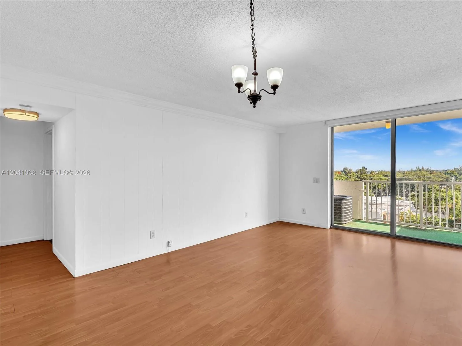 2020 NE 135th St # 601, North Miami, FL 33181 photo 8