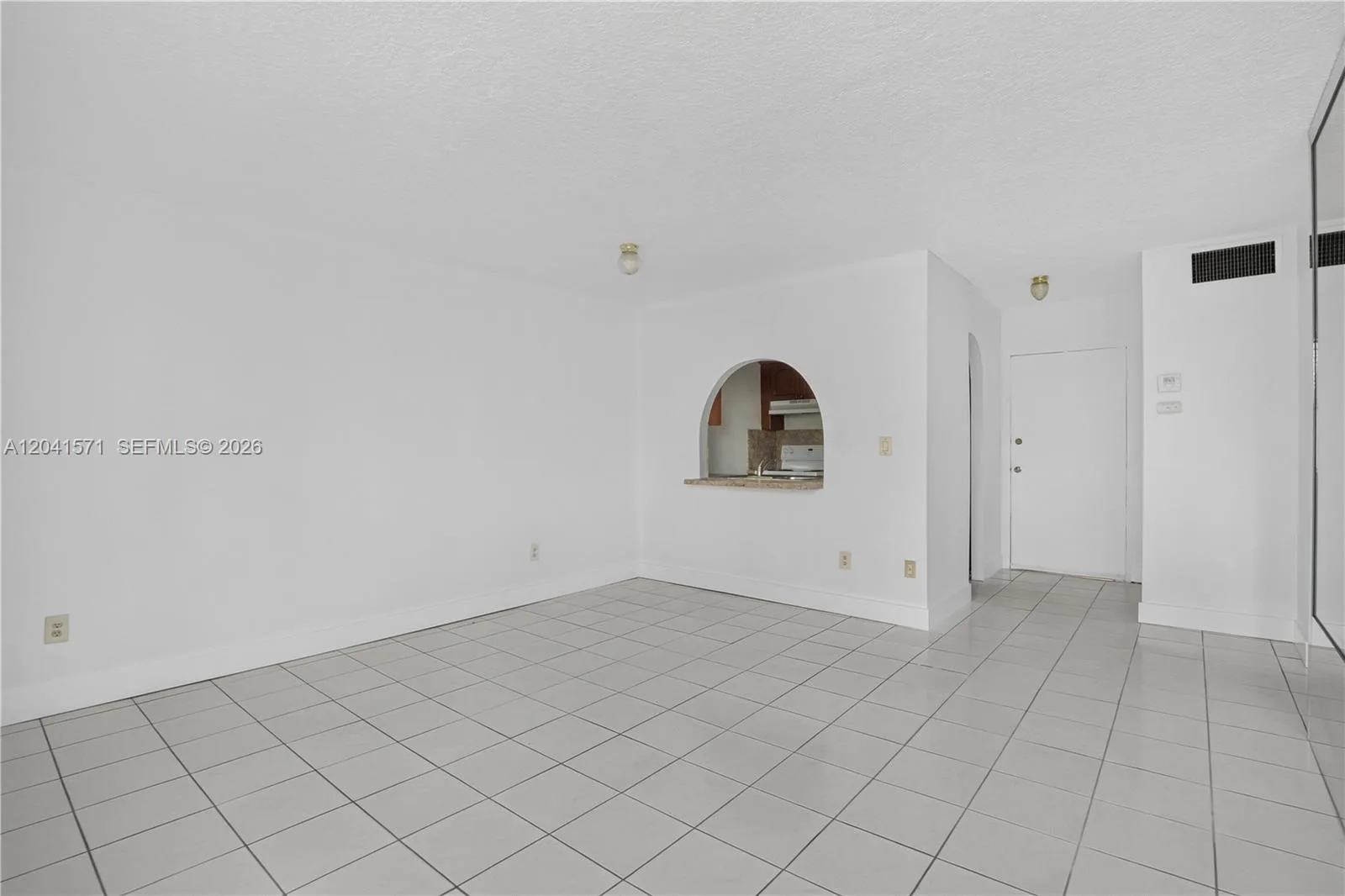 5505 NW 7th St # W404, Miami, FL 33126 photo 5