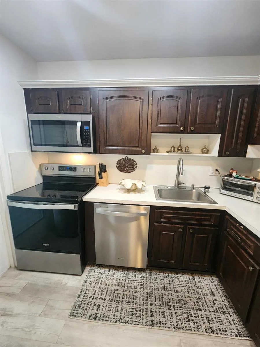 4900 WASHINGTON Street # 307, Hollywood, FL 33021 photo 6