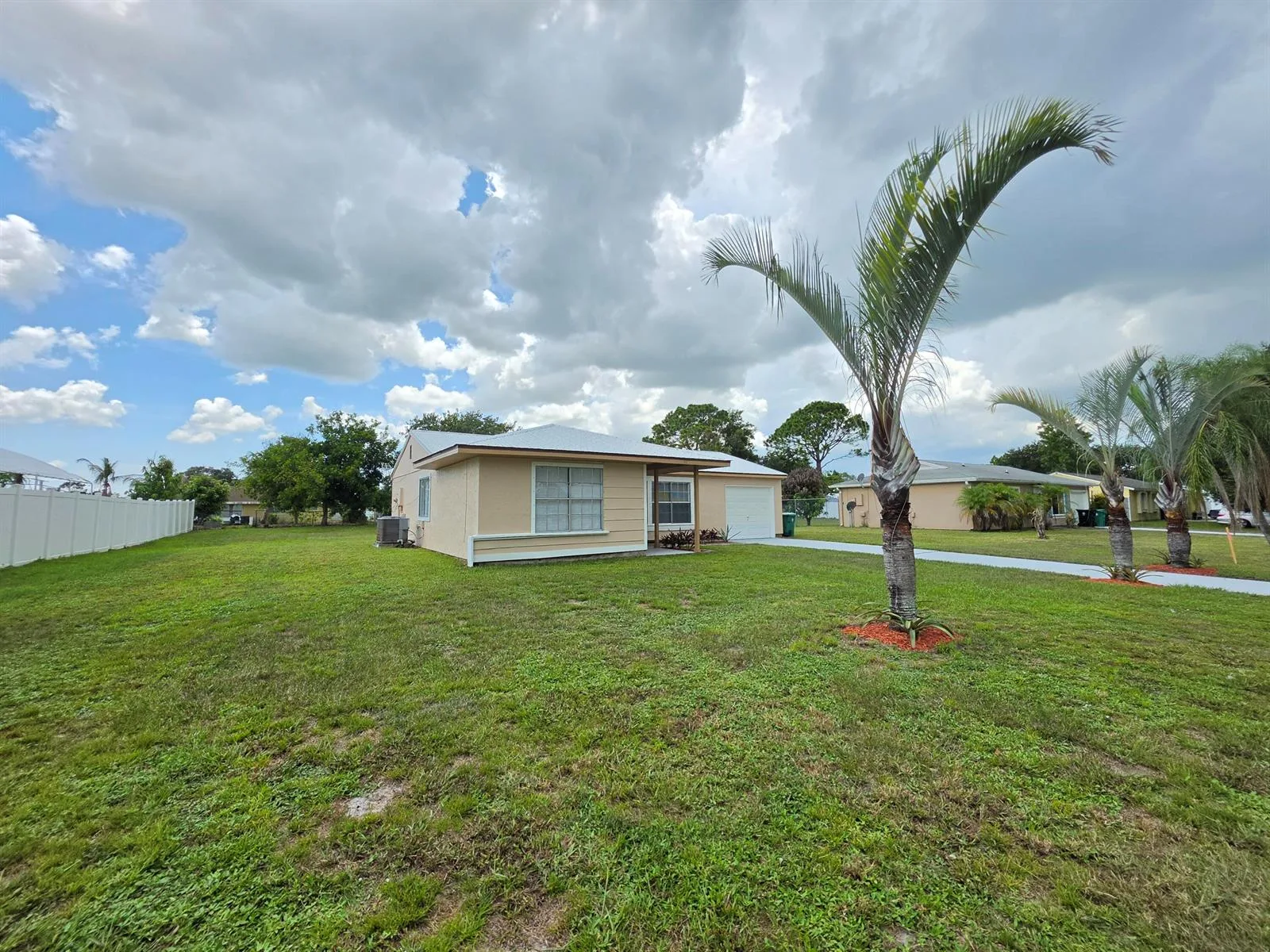 442 SW BELMONT Circle, Port St. Lucie, FL 34953 photo 10