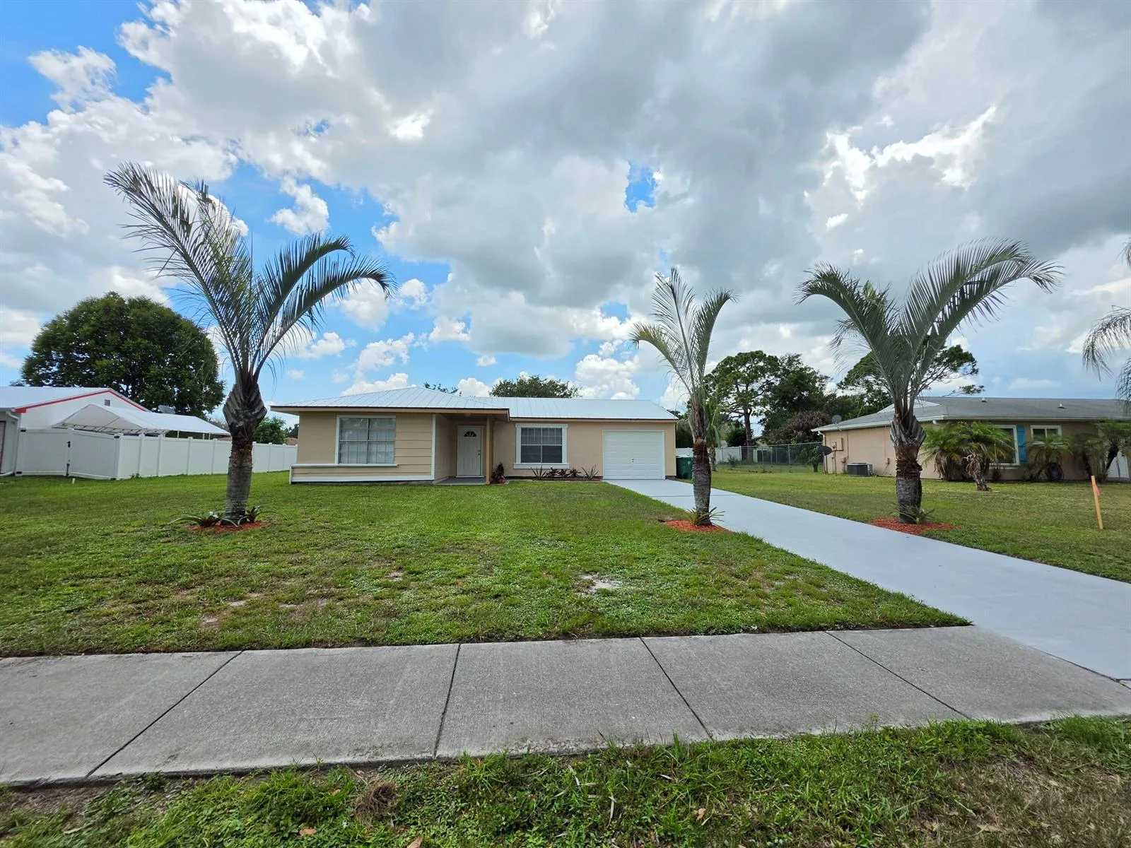 442 SW BELMONT Circle, Port St. Lucie, FL 34953 photo 8