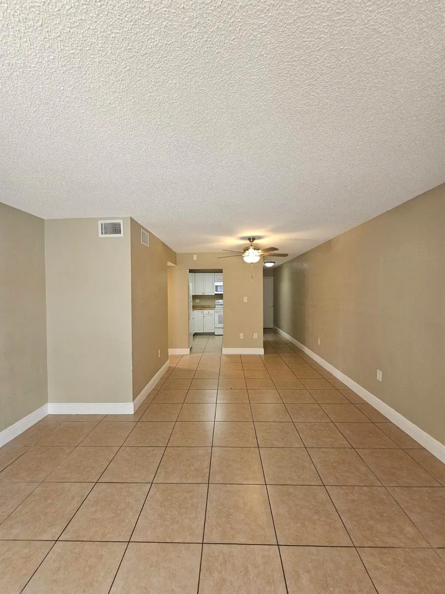 4324 NW 9th Avenue # 6-1c, Deerfield Beach, FL 33064 photo 2