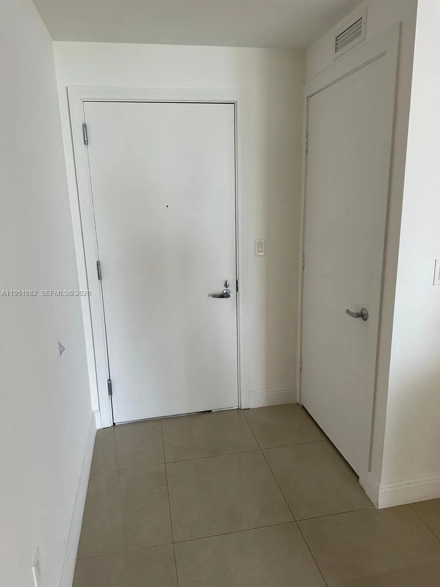 1050 Brickell Ave # 3008, Miami, FL 33131 photo 7