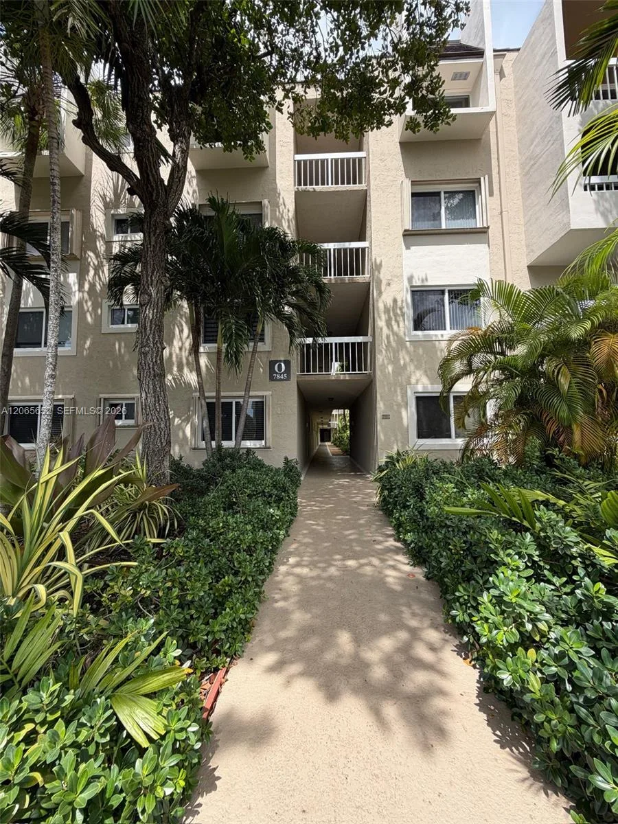 7850 Camino Real # O-401, Miami, FL 33143 photo 3