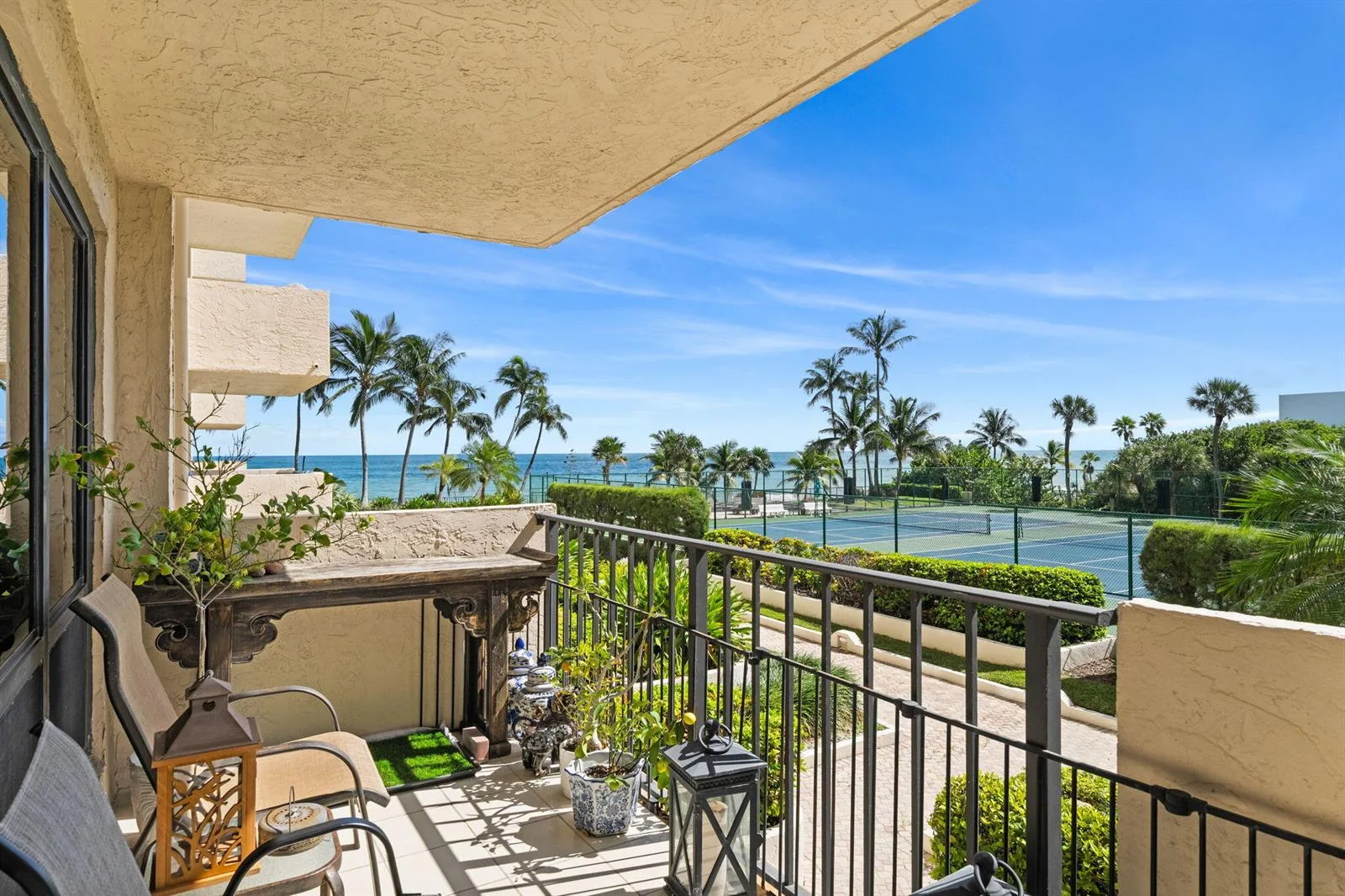 4900 N Ocean Boulevard, Lauderdale By The Sea, FL 33308