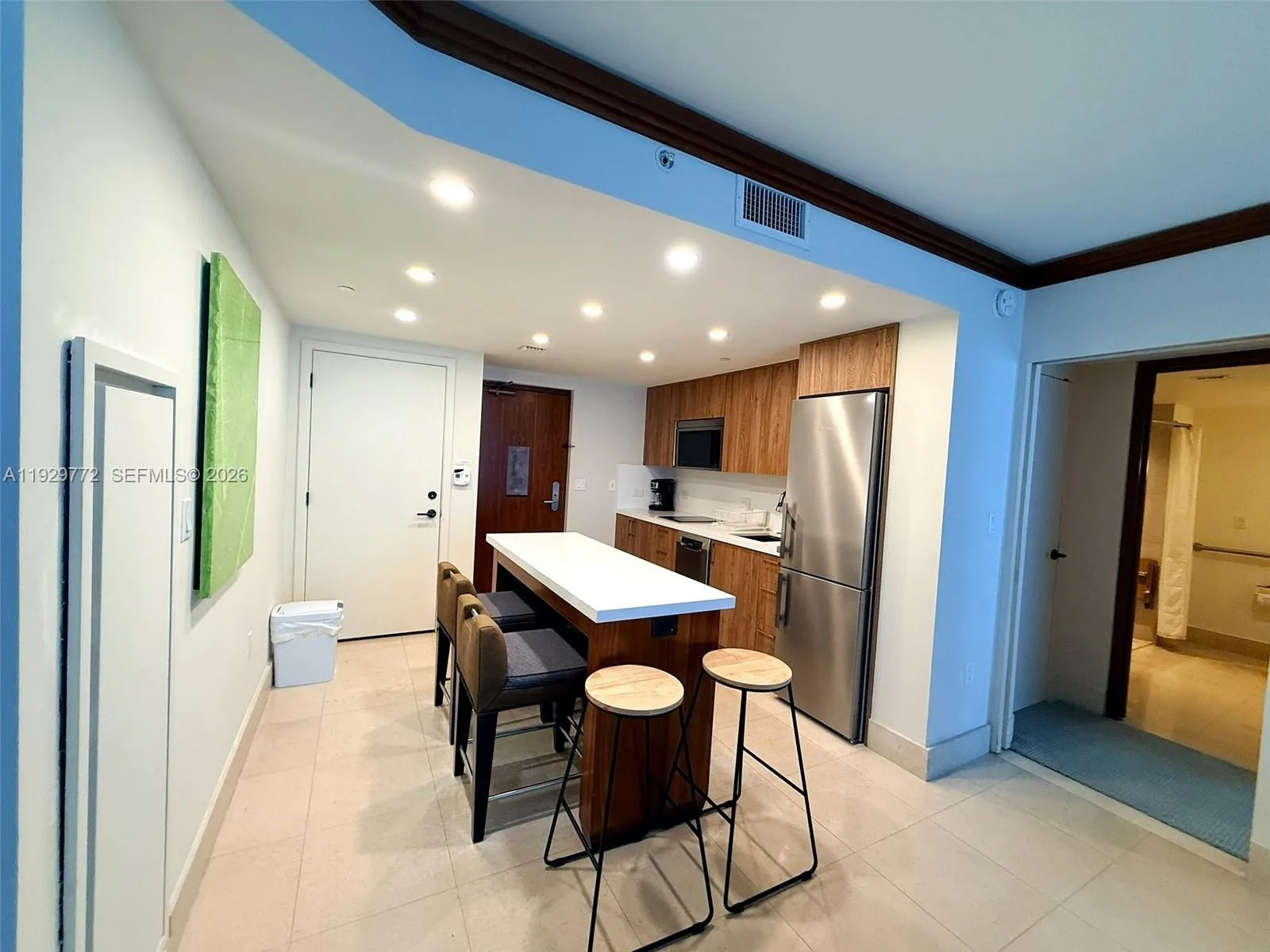 6801 Collins Ave # 309, Miami Beach, FL 33141 — zdjęcie 2