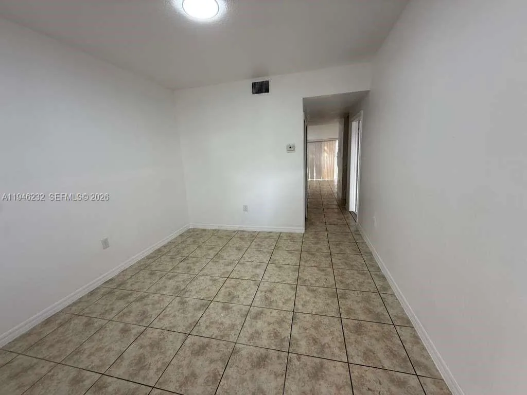 820 SW 6TH CT, Florida City, FL 33034 photo 7