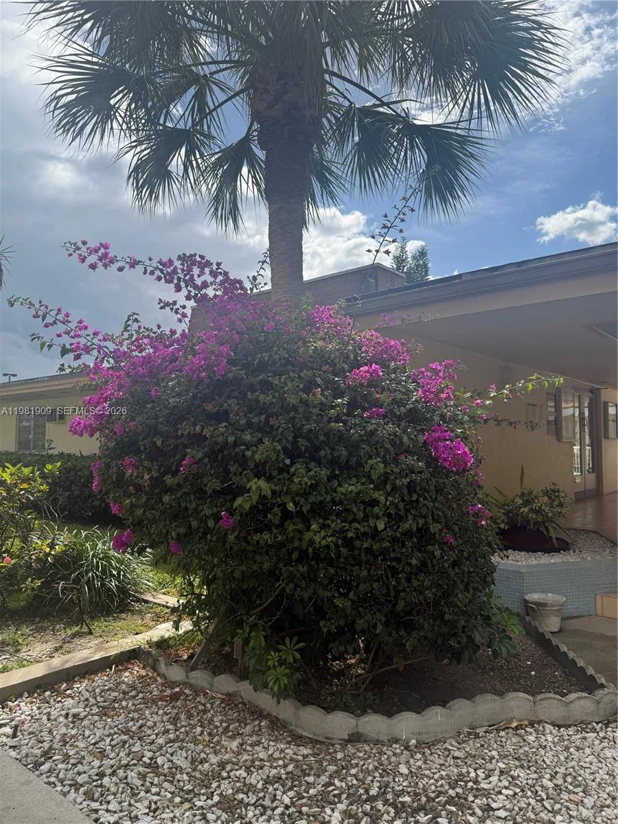 16701 NE 13th Ave # 214, North Miami Beach, FL 33162 photo 9
