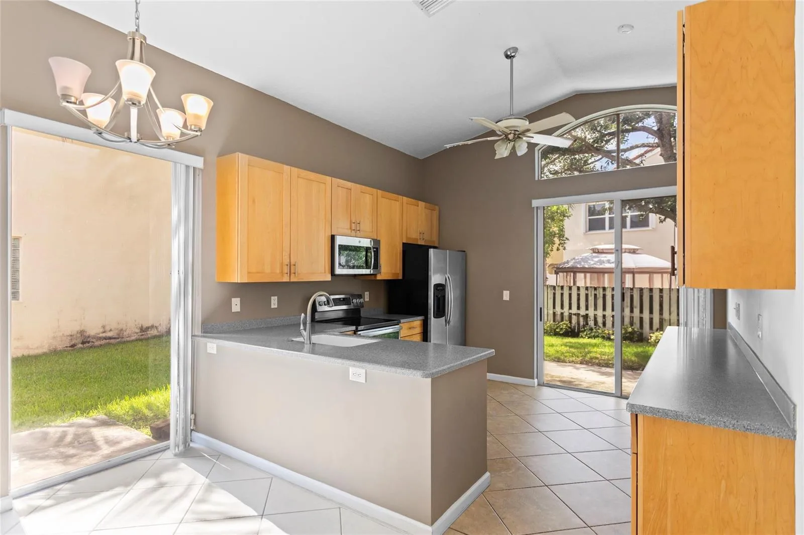 15250 SW 49TH Court, Davie, FL 33331 photo 13
