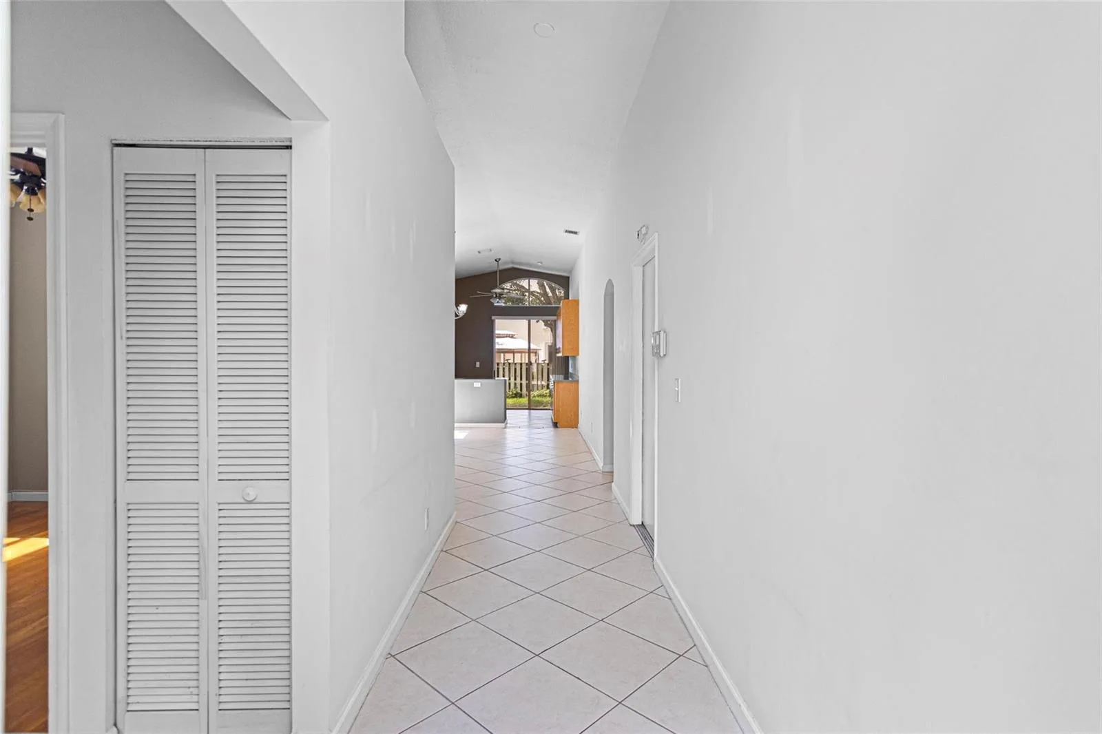 15250 SW 49TH Court, Davie, FL 33331 photo 4