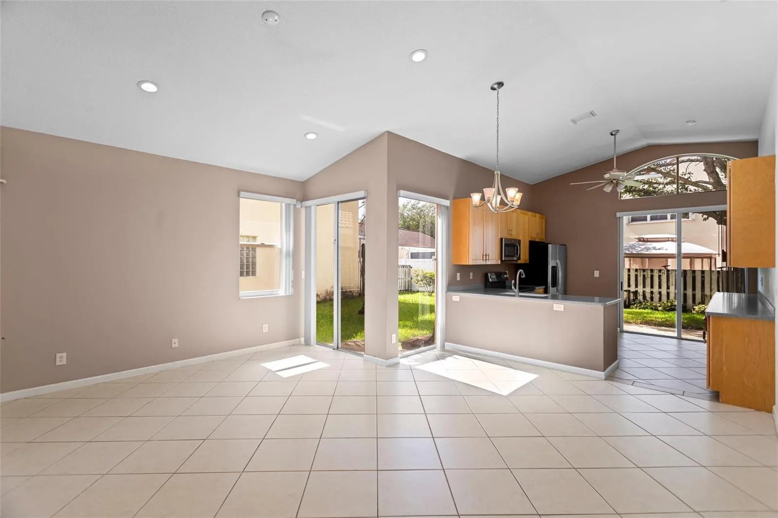 15250 SW 49TH Court, Davie, FL 33331 photo 5