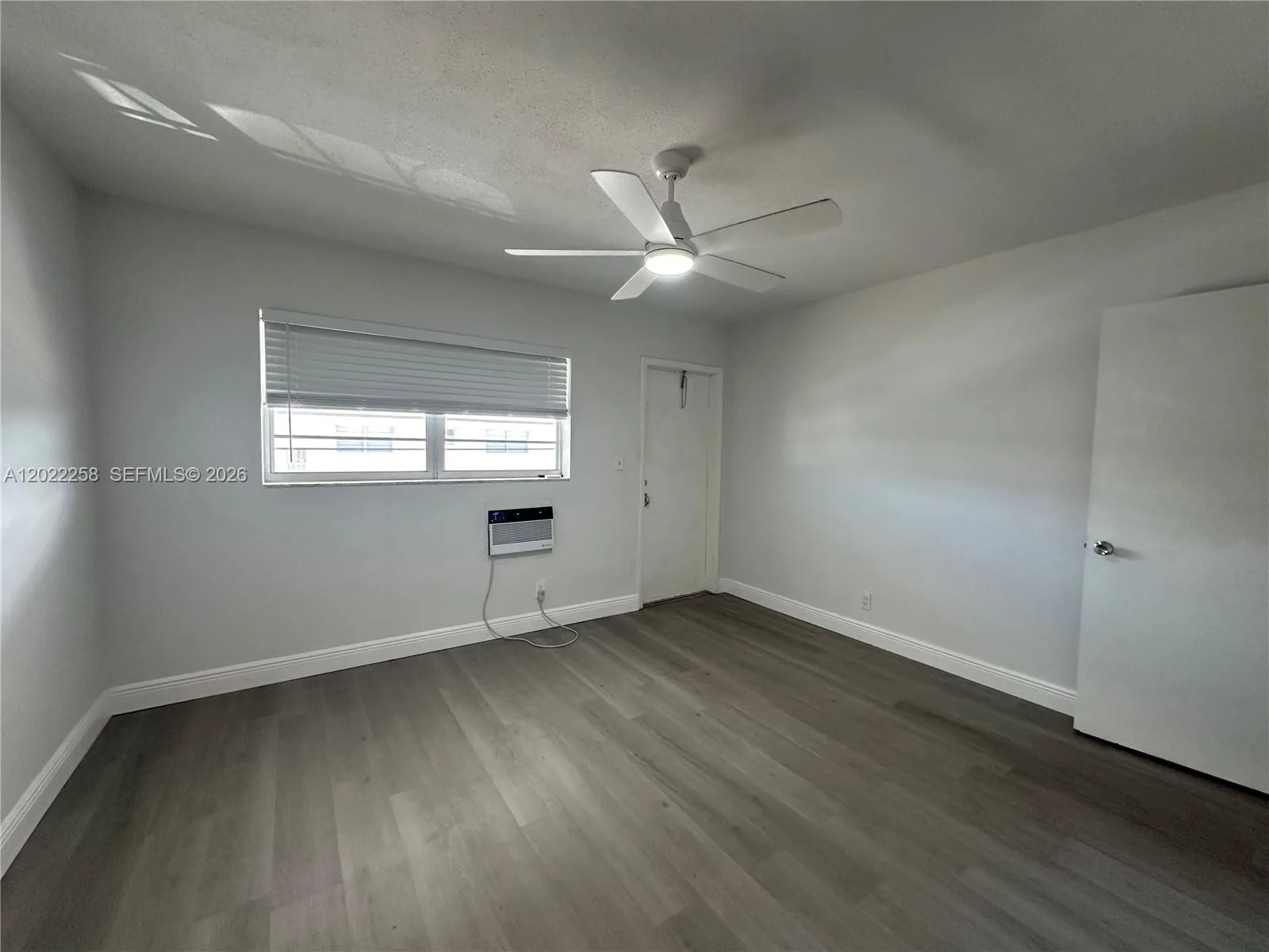 3700 Harrison St # 15A, Hollywood, FL 33021 photo 11