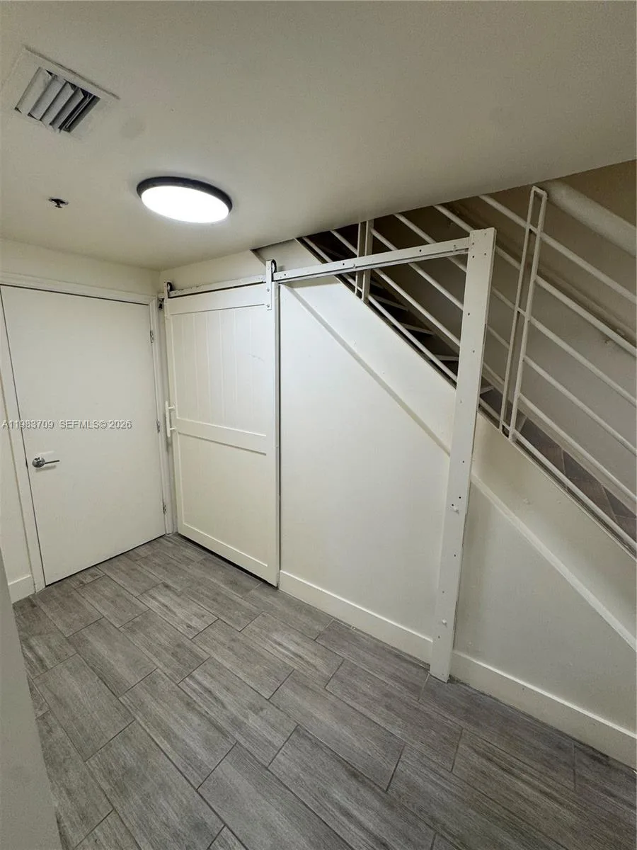 110 Washington Ave # CU-7, Miami Beach, FL 33139 photo 6