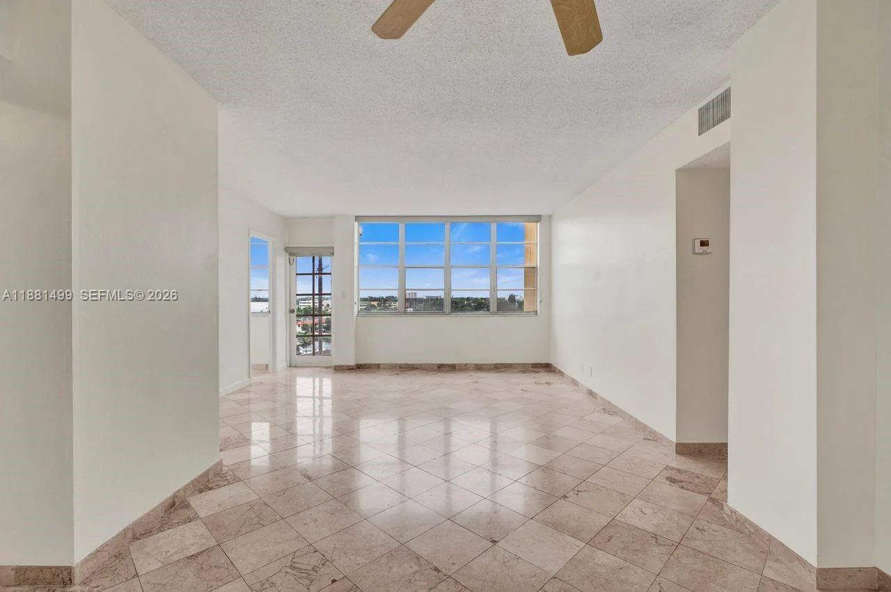 2025 NE 164th St # 716, North Miami Beach, FL 33162 photo 5