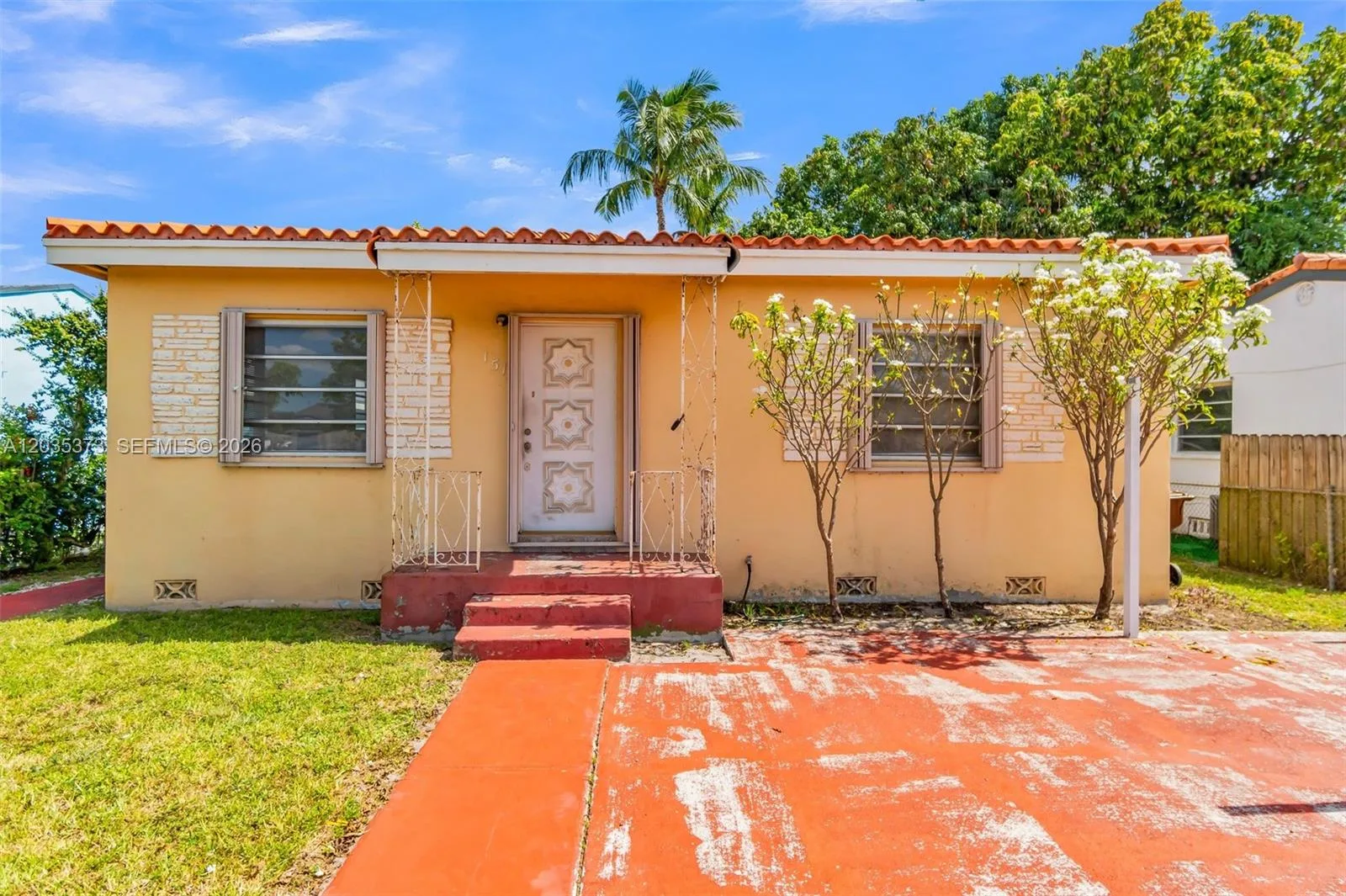 151 E 16th St, Hialeah, FL 33010 photo 2