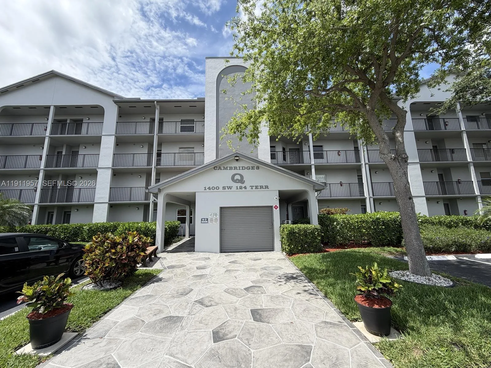 1400 SW 124th Ter # 402Q, Pembroke Pines, FL 33027