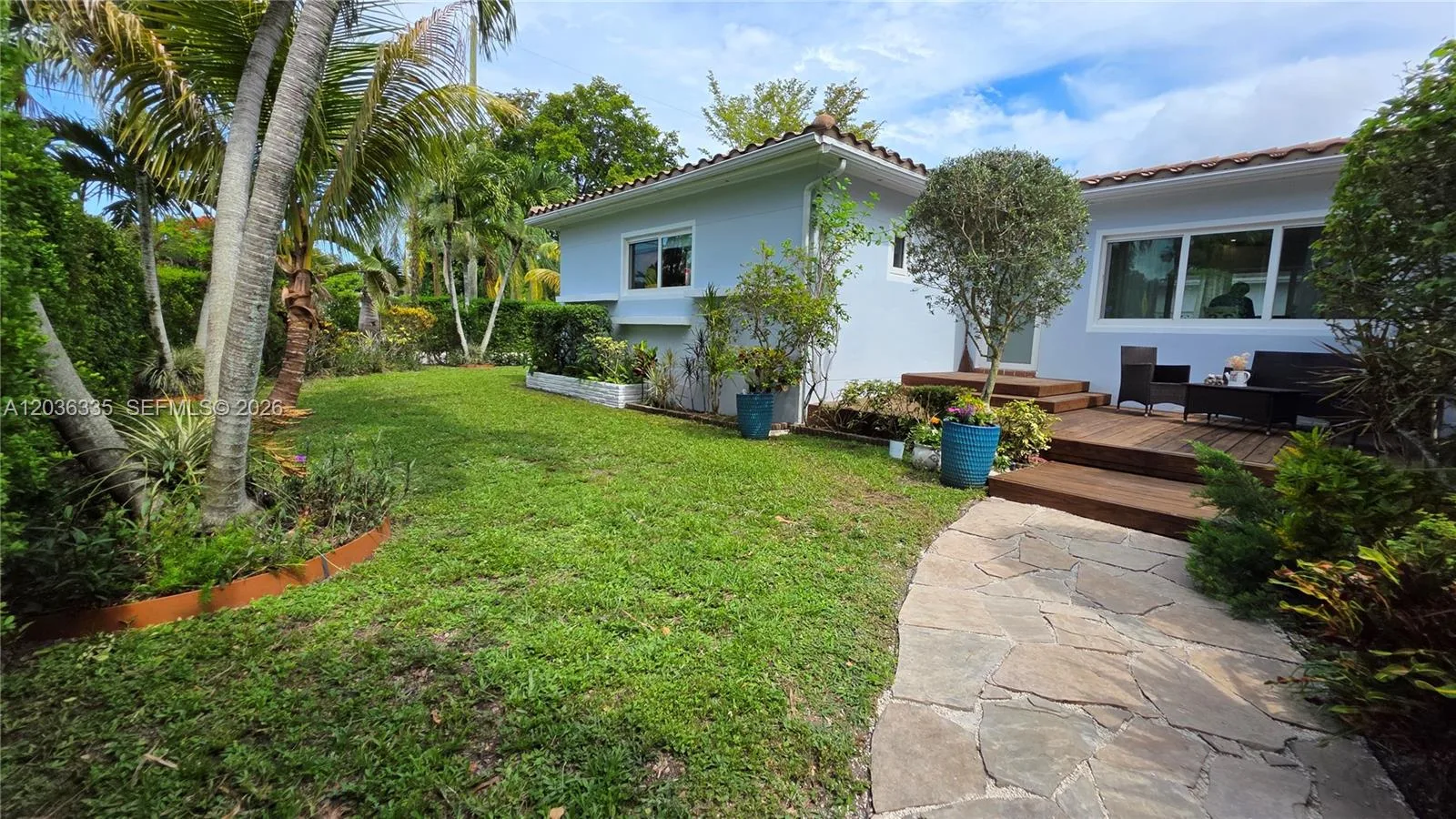 390 NE 127th St, North Miami, FL 33161 photo 3