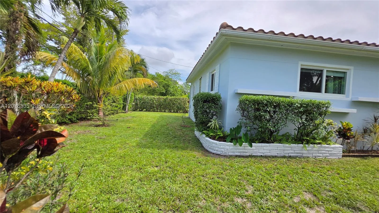 390 NE 127th St, North Miami, FL 33161 photo 4