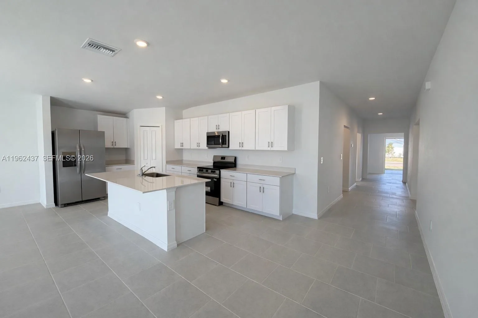 17240 Cantu Court, Fort Myers, FL 33917 photo 3